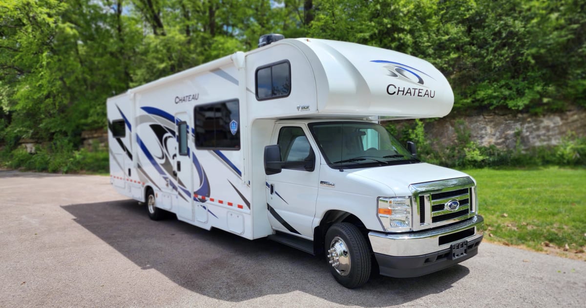 2021 Thor Chateau Class C Rental in Arnold, MO Outdoorsy