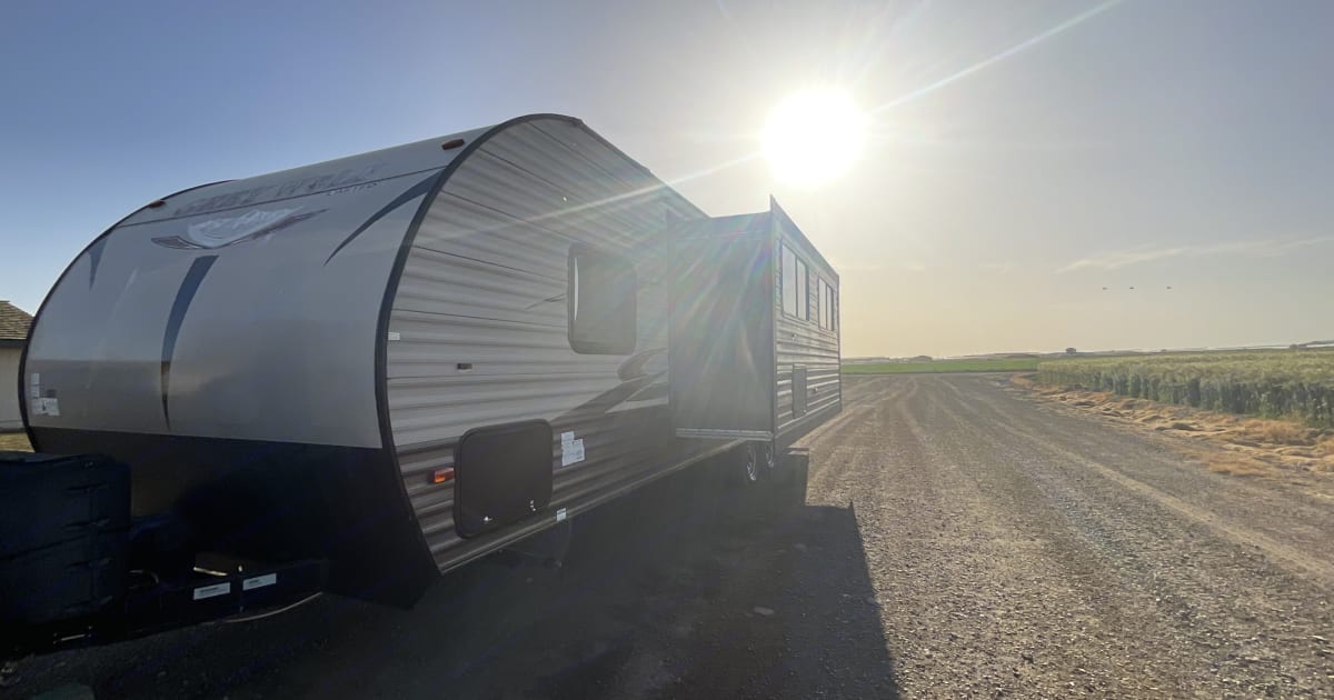 2017 Forest River Grey Wolf Travel trailer Rental in FRESNO, CA Outdoorsy
