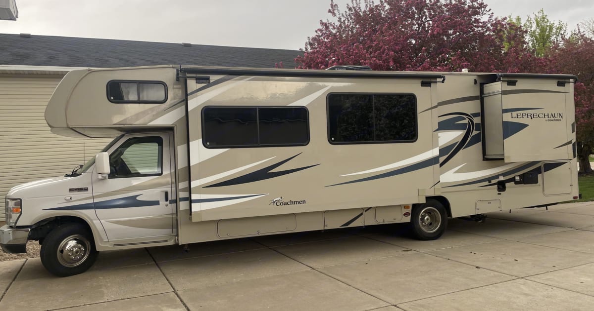 2015 Coach House Leprechaun Class C Rental in Ogden, UT Outdoorsy