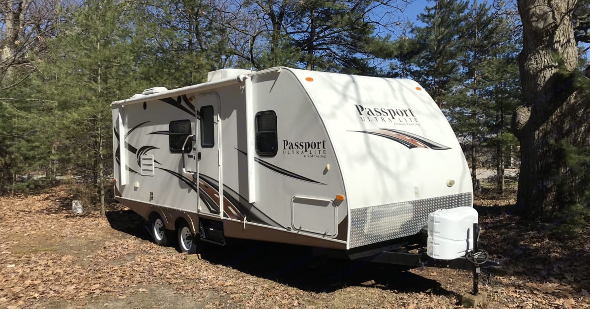 2013 Keystone RV Passport Ultra Travel trailer Rental in Traverse City, MI Outdoorsy