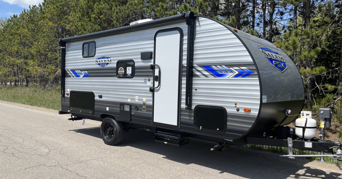 2022 Forest River Salem FSX Travel trailer Rental in Beeton, ON Outdoorsy