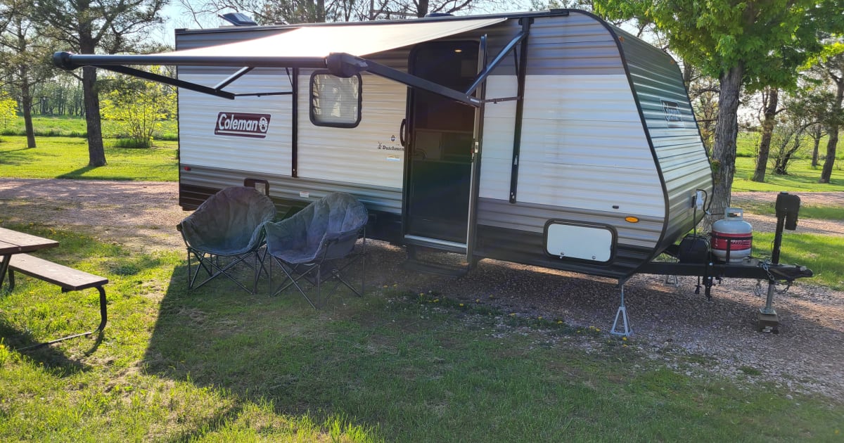 2021 Dutchmen Coleman Lantern LT Travel trailer Rental in Durand, WI