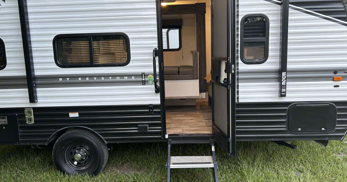 2022 Keystone RV Hideout Travel trailer Rental in Angleton, TX Outdoorsy