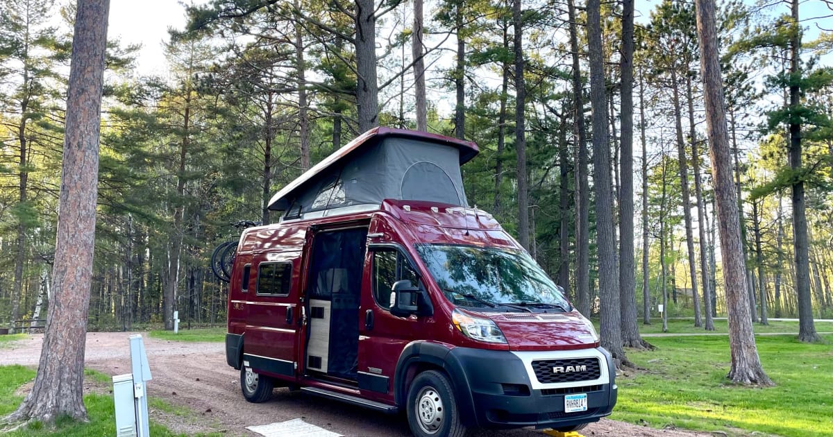 2021 Winnebago Winnebago Camper van Rental in Minneapolis, MN Outdoorsy