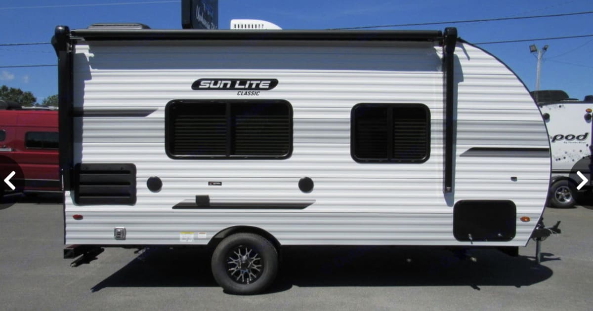 2023 Sunset Park RV Sun Lite Travel trailer Rental in Troy, AL Outdoorsy