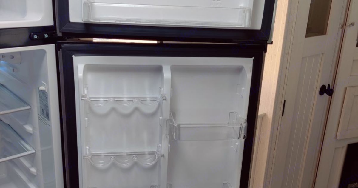 2023 Astoria 2913 FK Travel trailer Rental in Tyler, TX Outdoorsy