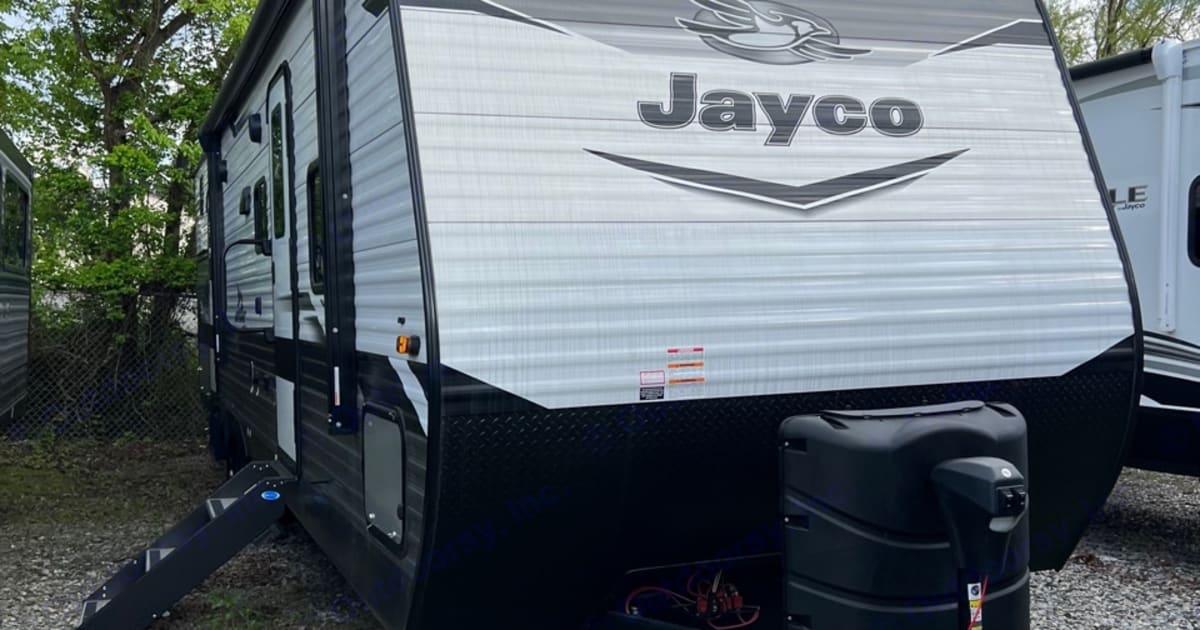 2022 Jayco Jay Flight Travel trailer Rental in Buxton, NC Outdoorsy