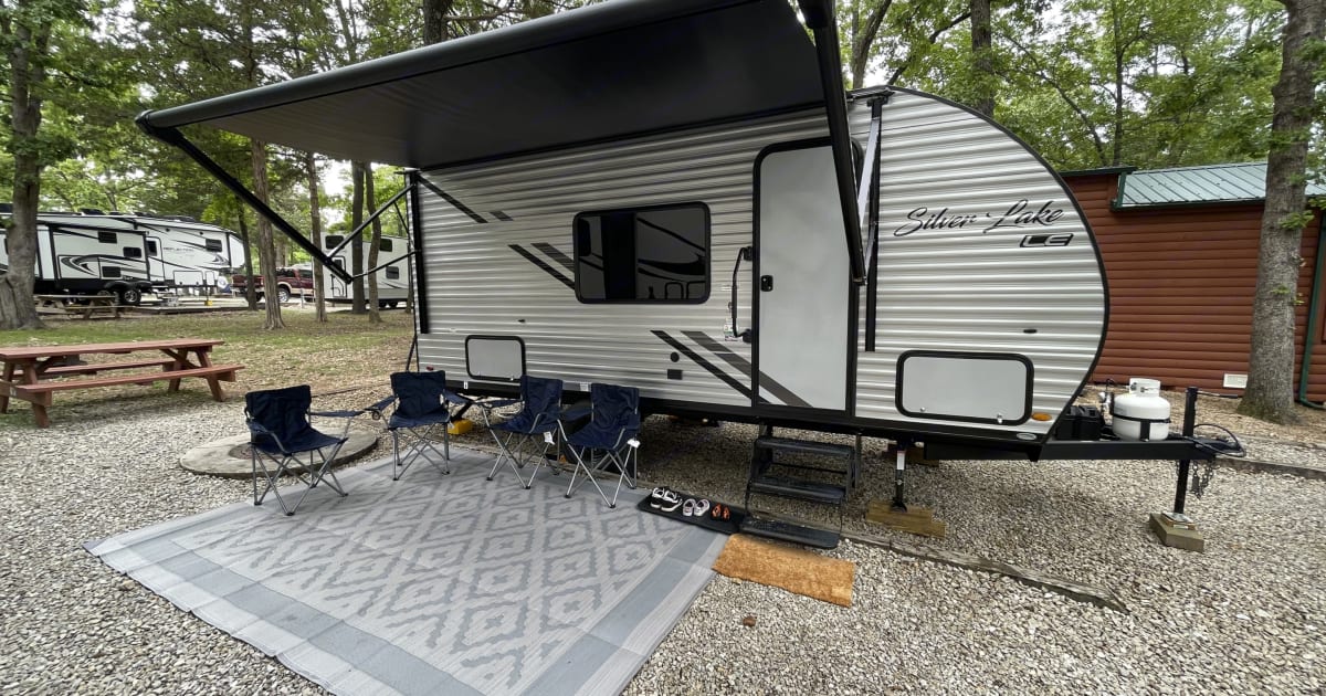 2023 East to West Silver Lake LE Travel trailer Rental in Nixa, MO