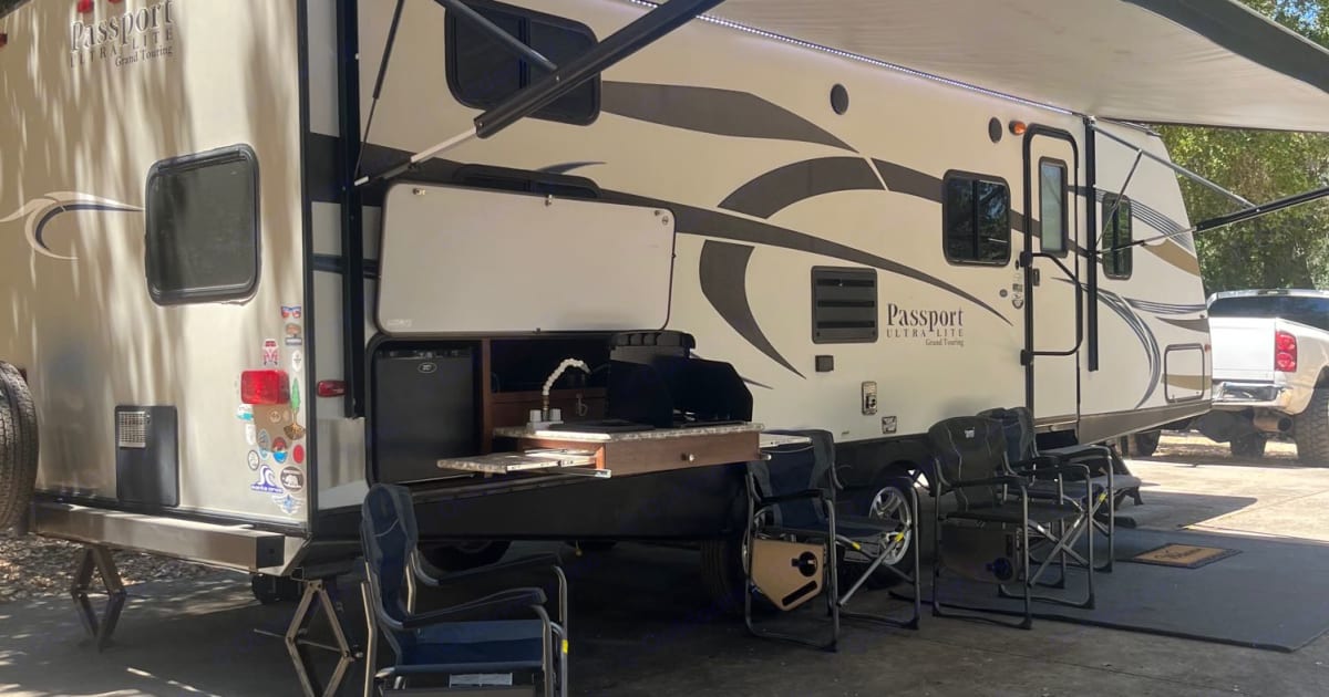 2016 Keystone RV Passport Grand Touring Travel trailer Rental in Paso