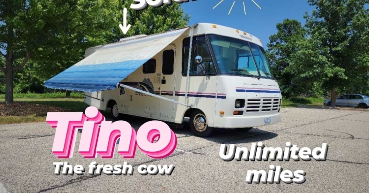 1994 Winnebago Warrior Class B Rental in Chicago, IL Outdoorsy