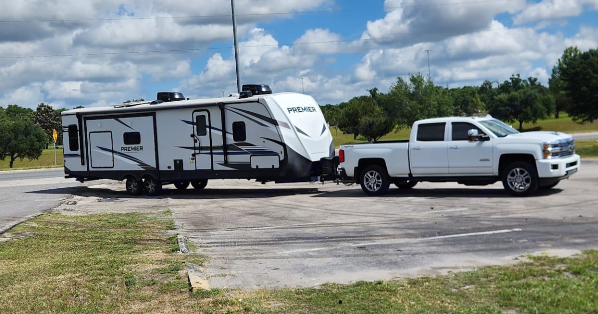 2022 Keystone RV Bullet Premier Ultra Lite Travel trailer Rental in