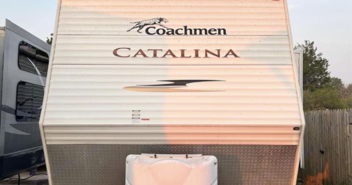 2010 Forest River Coachmen Catalina Motor Home Rental in Escanaba, MI