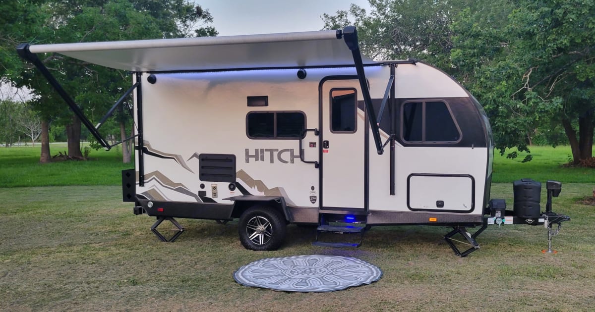 2022 Champion Hitch Travel trailer Rental in Dayton, TX Outdoorsy