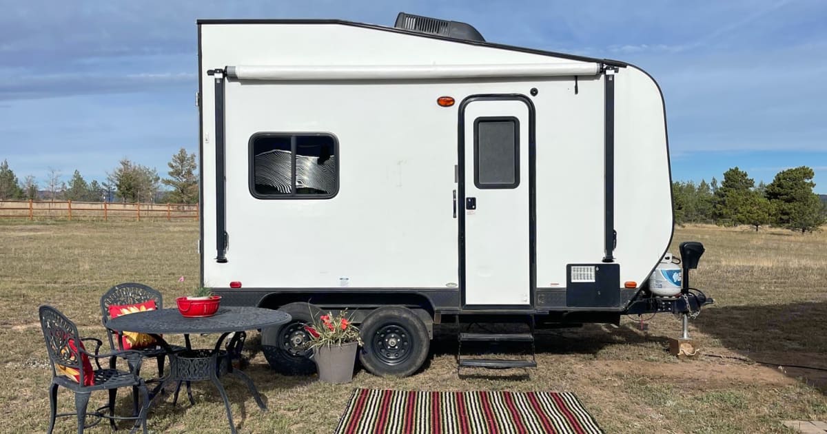 2017 Dune Sport Dynamite Toy hauler Rental in Colorado Springs, CO