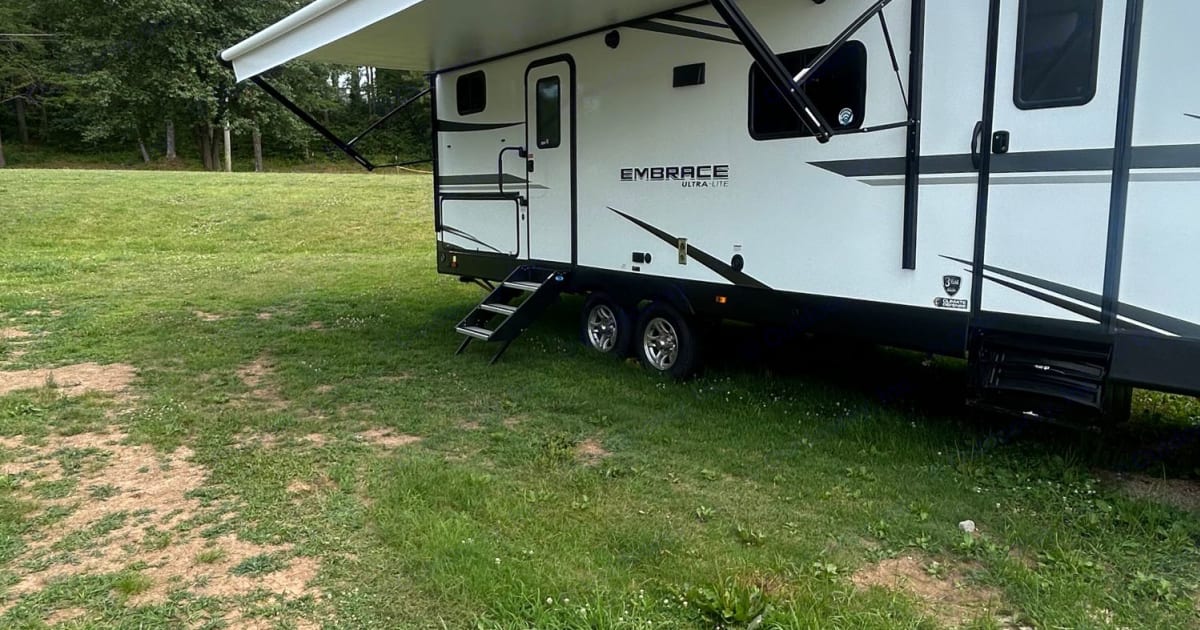 2022 Cruiser RV Embrace Ultra Lite Travel trailer Rental in Florence ...