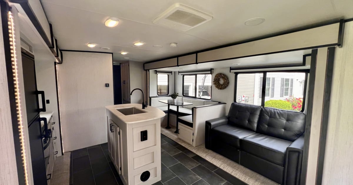 2022 Heartland RVs Mallard Travel trailer Rental in Westport, MA