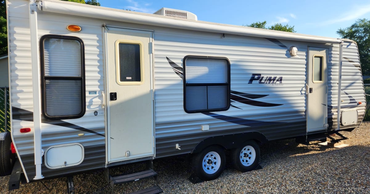 2009 Forest River Palomino Puma Travel trailer Rental in Jenison, MI