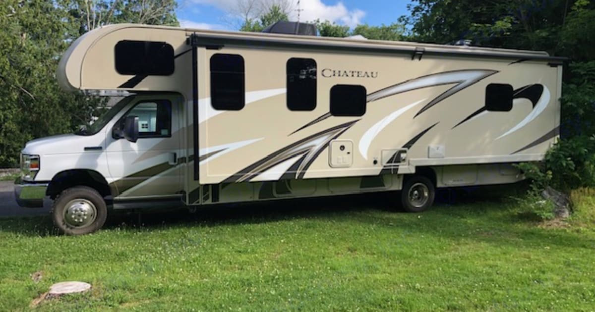 2020 Thor Chateau Class C Rental in Hopedale, MA Outdoorsy