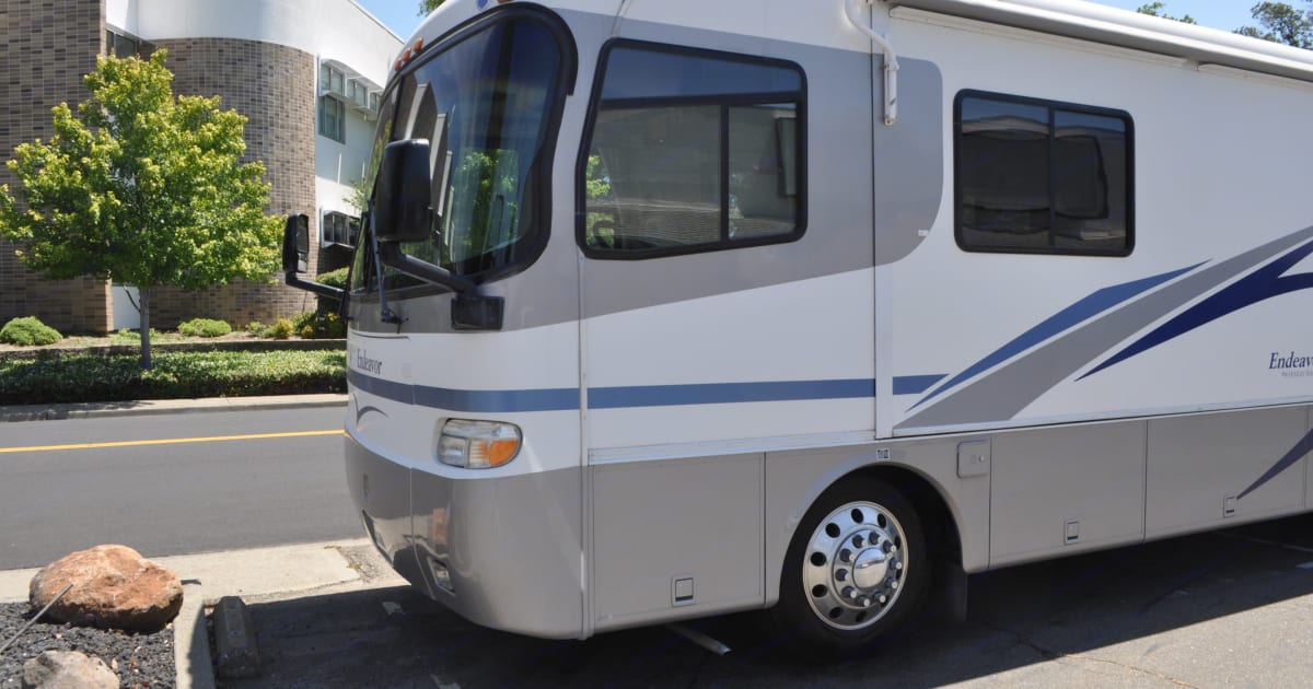 2000 Holiday Rambler Endeavor Class A Rental in Vacaville, CA | Outdoorsy