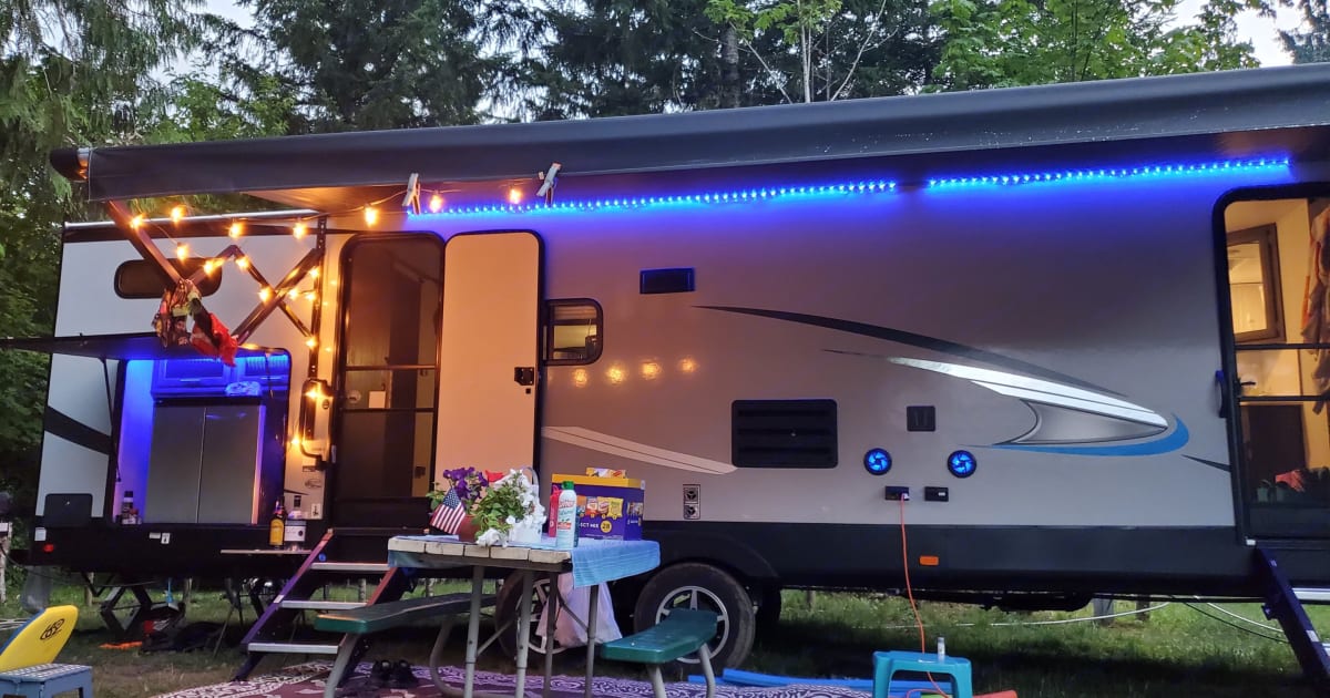 2019 Forest River Cherokee Alpha Wolf Travel trailer Rental in Onalaska