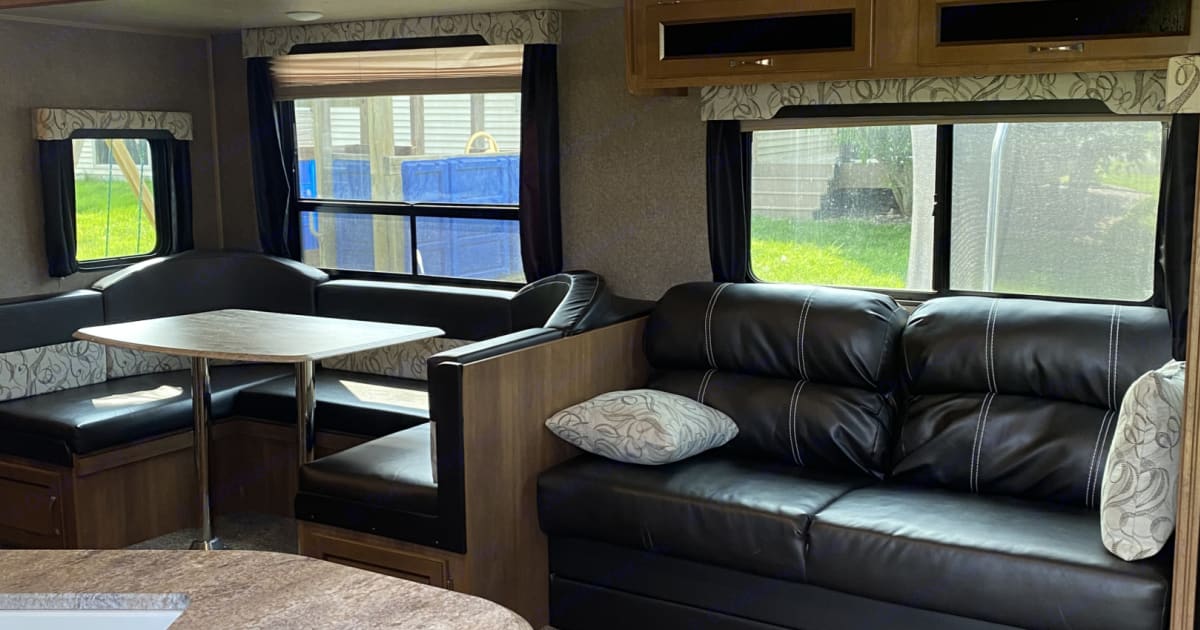 2019 Coachmen Catalina Travel trailer Rental in Chisago City, MN
