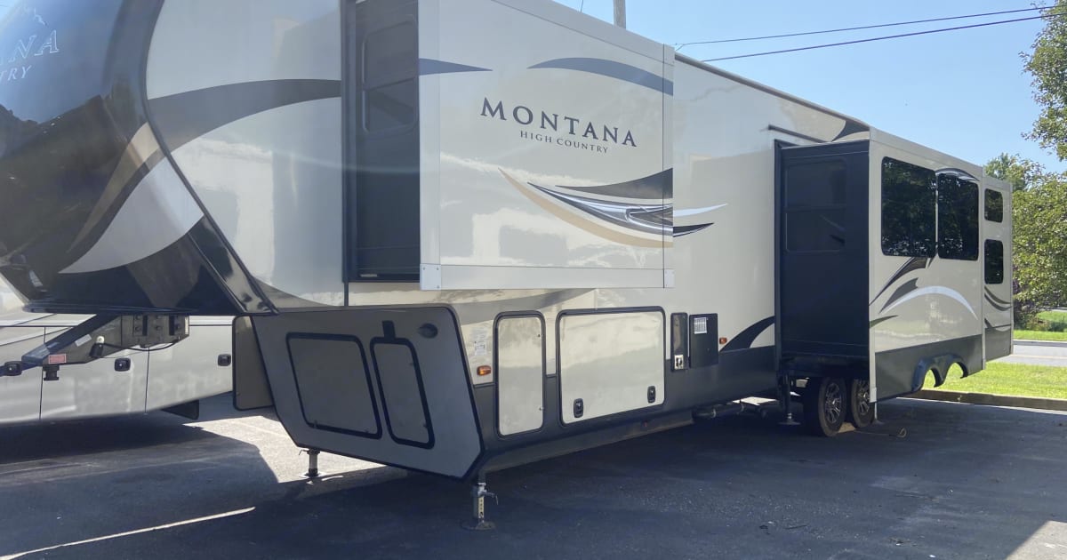 Photos 2017 Keystone RV Montana High Country Fifthwheel Rental in