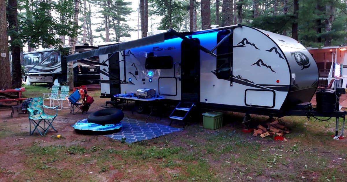 2023 Forest River Forest River RV Cherokee Grey Wolf 23DBHBL Travel