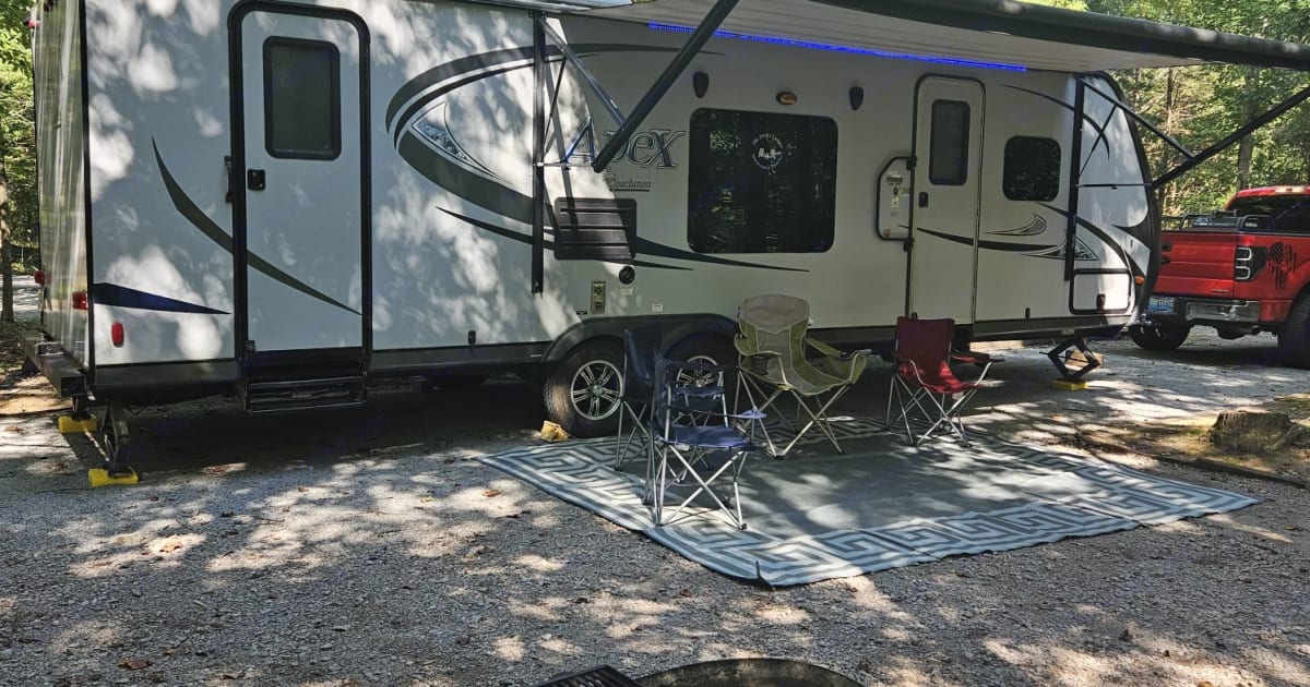 2015 Coachmen Apex 50th Anniversary Travel trailer Rental in Columbia