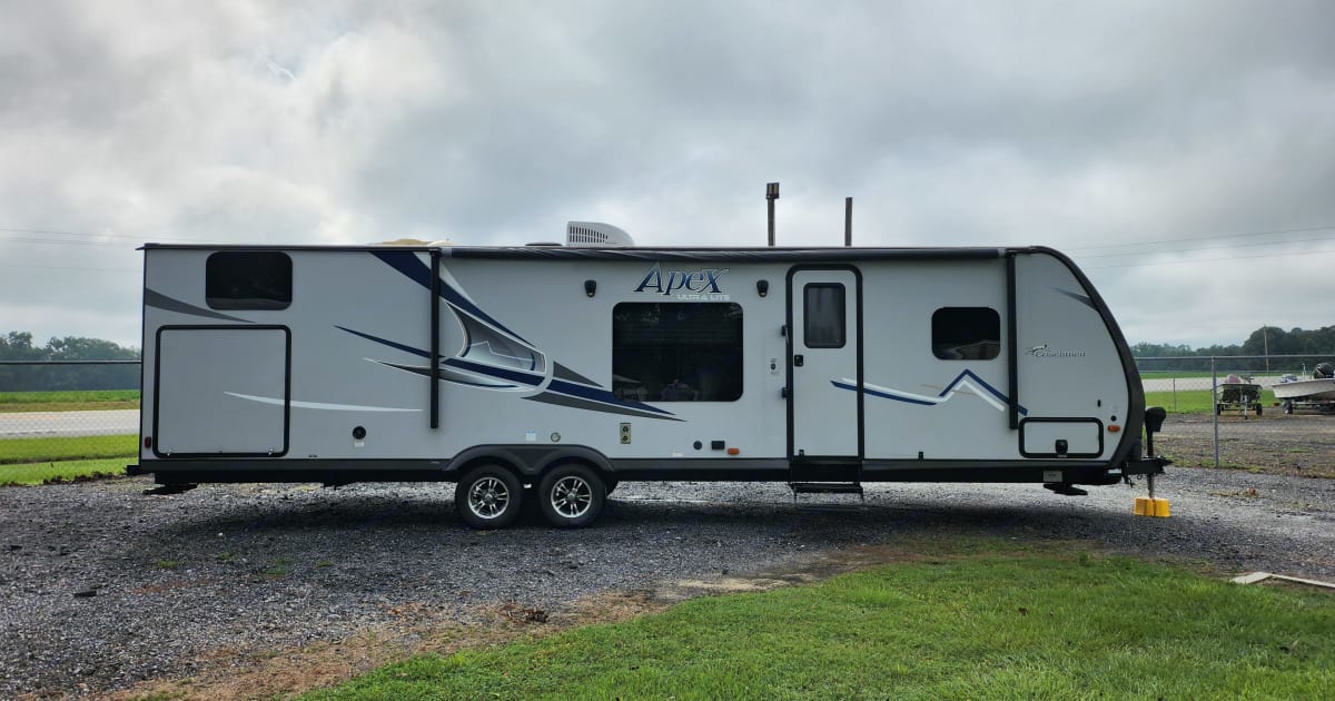 2017 Coachmen Apex Travel trailer Rental in Statesboro, GA Outdoorsy