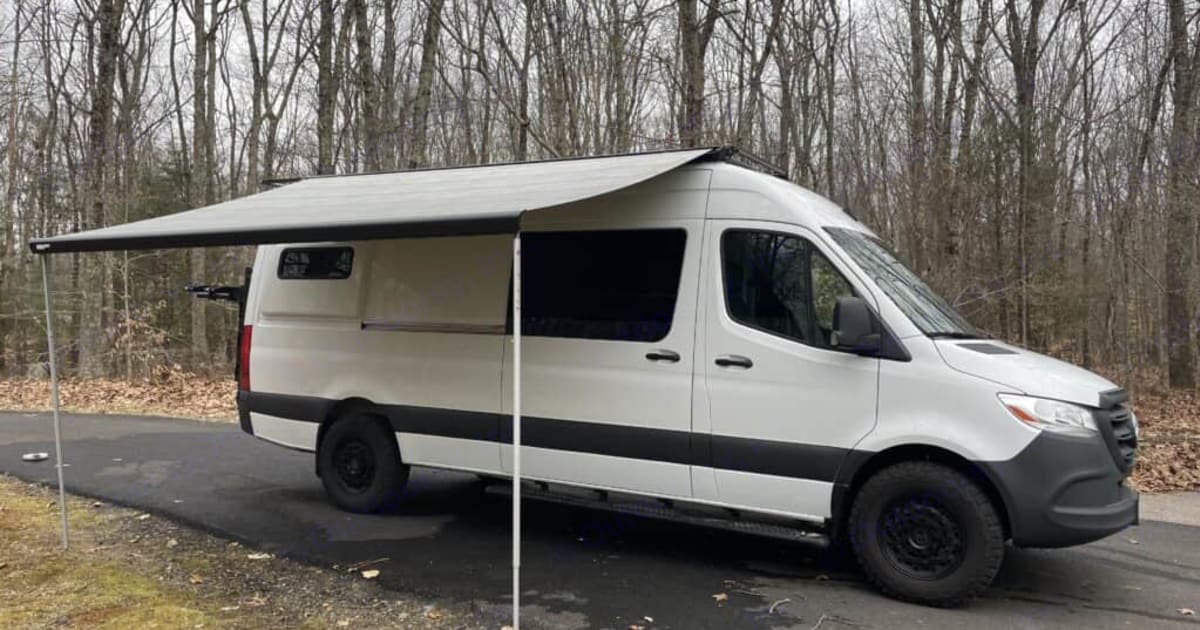 2021 Mercedes-Benz Sprinter RV Motorhome Campervan Camper van Rental in ...