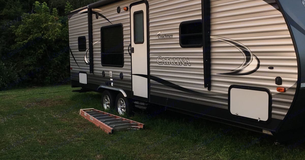 2017 Forest River Coachmen Catalina Travel trailer Rental in