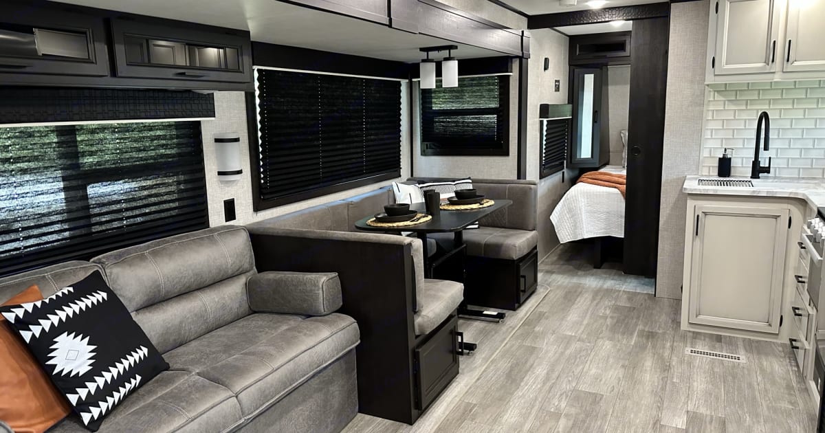 2022 Jayco Jay Flight Travel trailer Rental in Bolivar, MO Outdoorsy