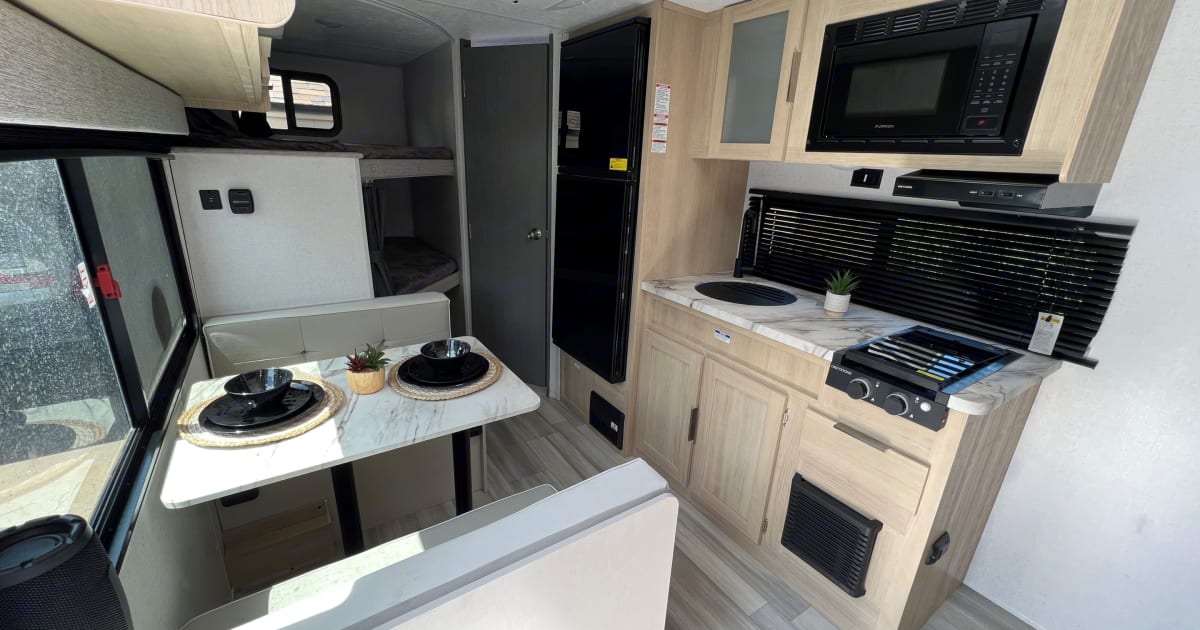 2023 Forest River Salem FSX Travel trailer Rental in Alamogordo, NM