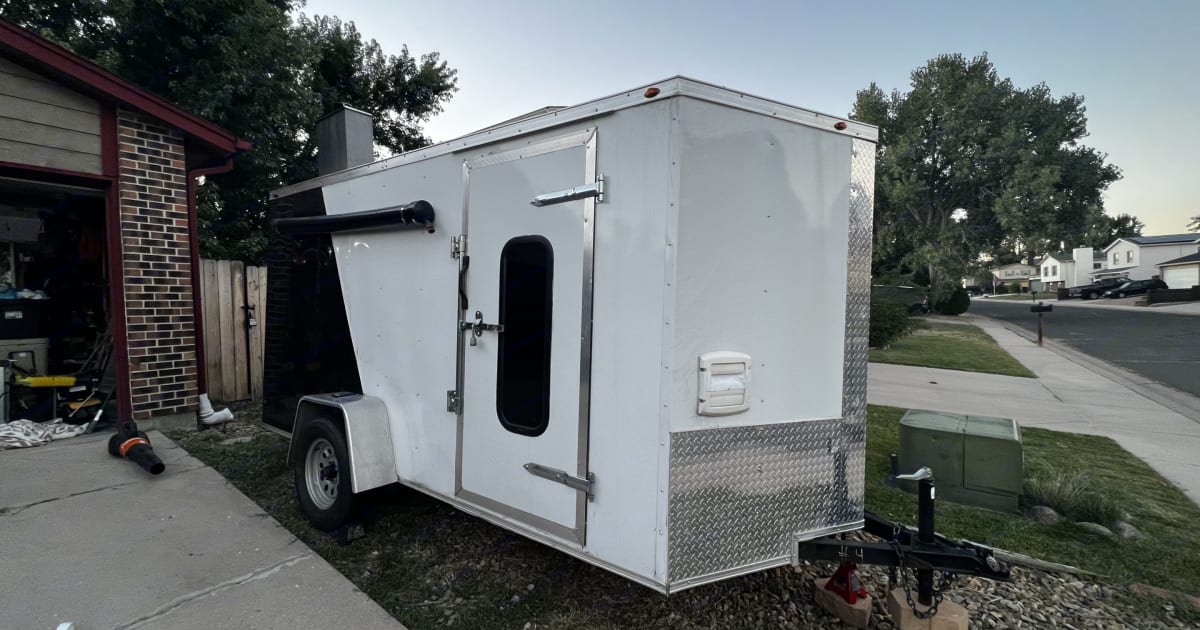 2022 Deep South Cargo Enclosed Trailer Travel trailer Rental in