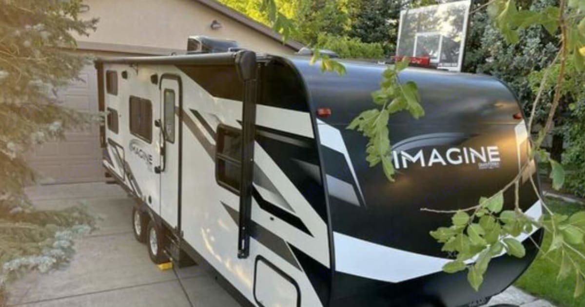 2022 Grand Design Imagine Travel trailer Rental in Blackfoot, ID