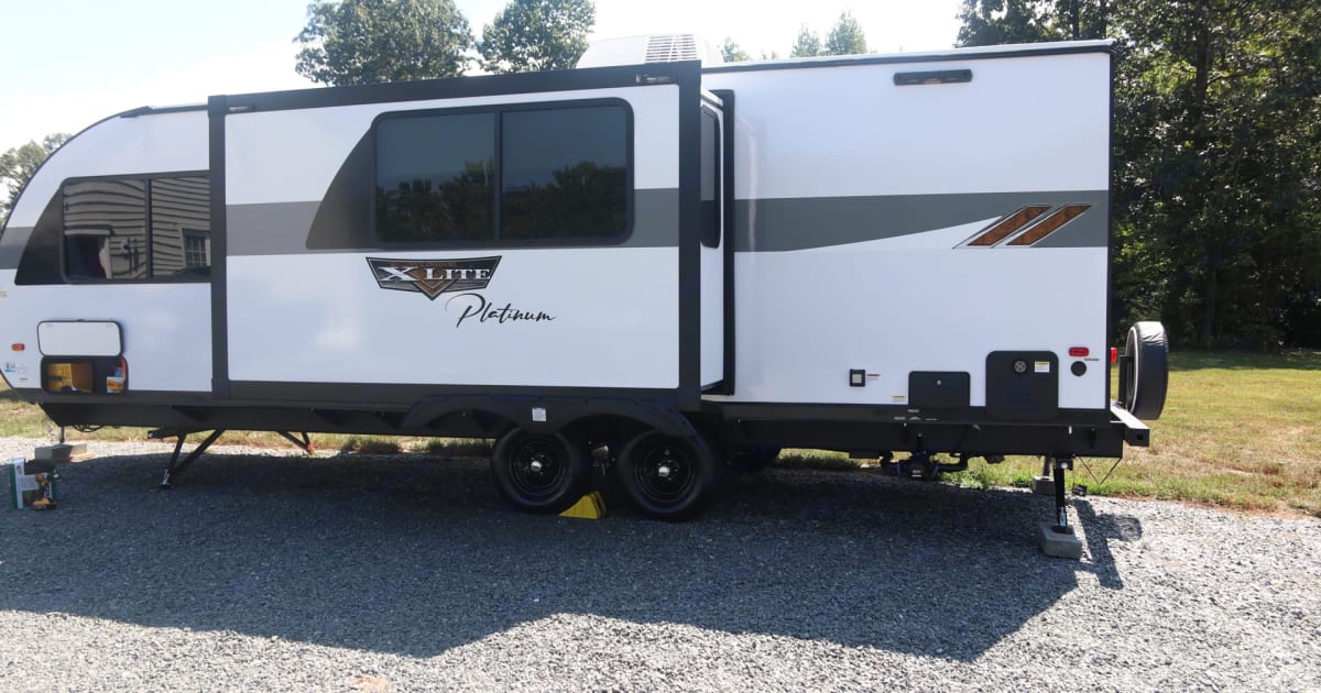 2024 Forest River Wildwood XLITE 240BHXL Travel trailer Rental in