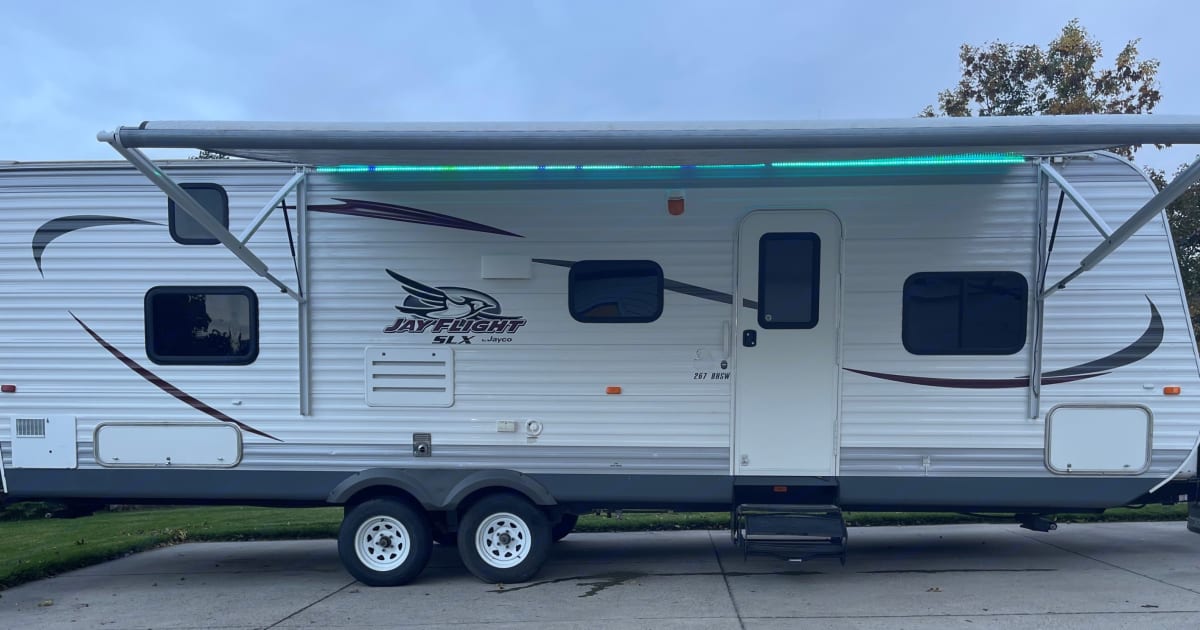 2015 Jayco Jay Flight Travel trailer Rental in BISMARCK, ND Outdoorsy
