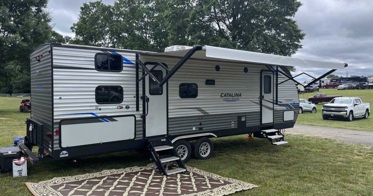 2021 Forest River Coachmen Catalina Legacy Travel trailer Rental in