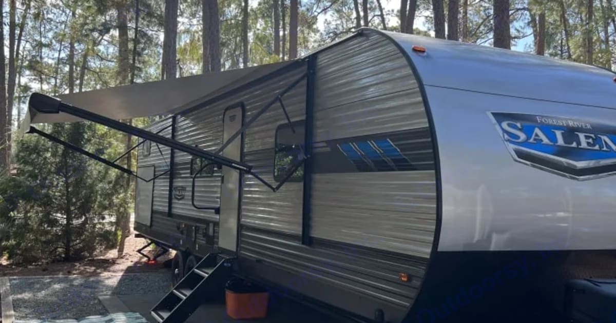 2021 Forest River Salem Travel trailer Rental in Newberry, FL Outdoorsy