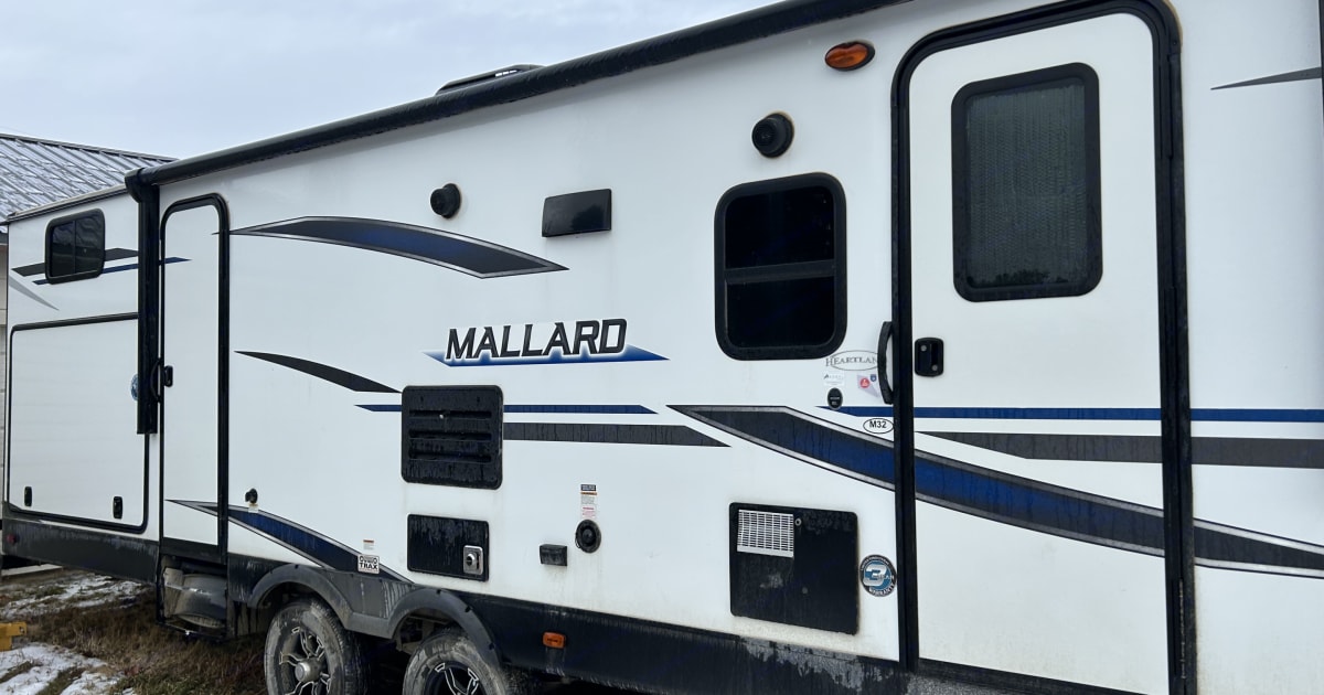 2020 Heartland RVs Mallard Travel trailer Rental in Kalispell, MT Outdoorsy
