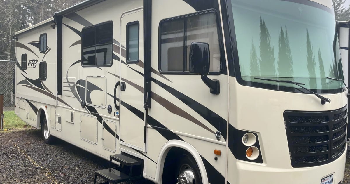 2018 FR3 FR3 Motorhome Class A Rental in Poulsbo, WA Outdoorsy