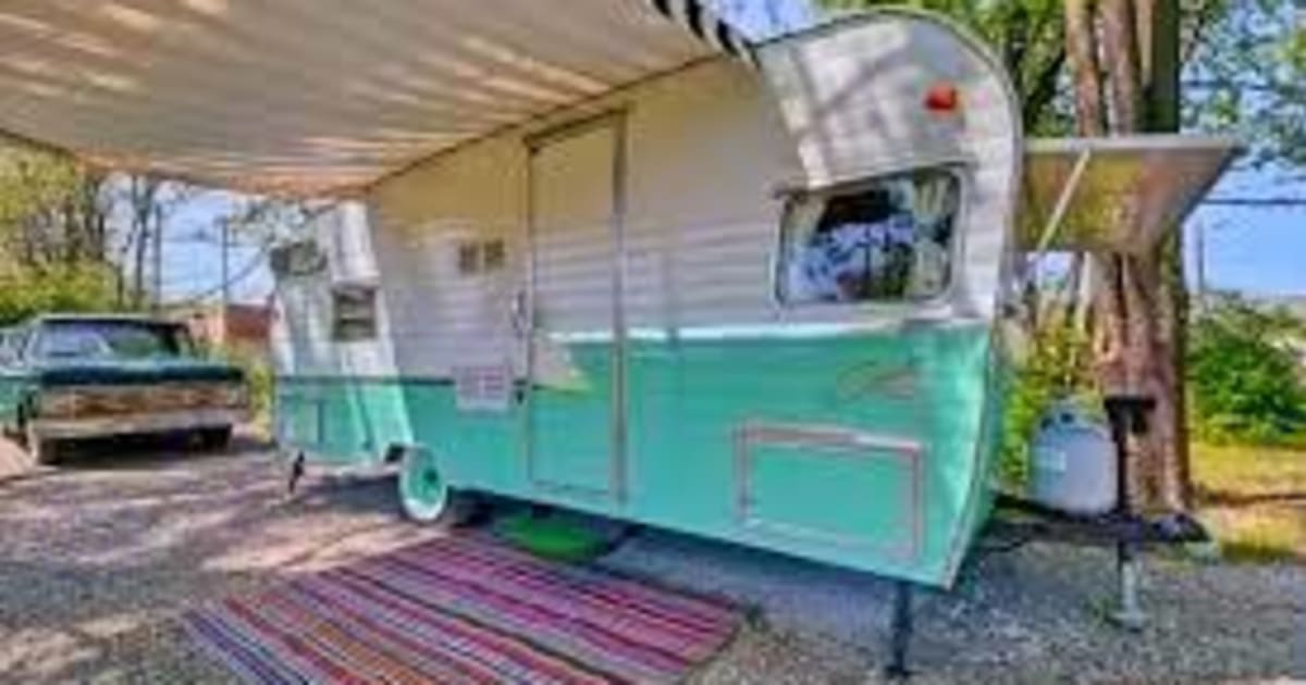 2015 Shasta AIRFLYTE Travel trailer Rental in Spring Lake, MI Outdoorsy