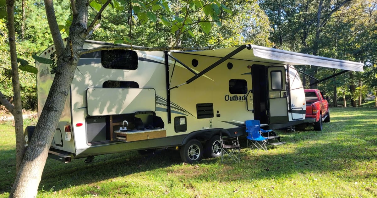 2016 Keystone RV Outback UltraLite Travel trailer Rental in