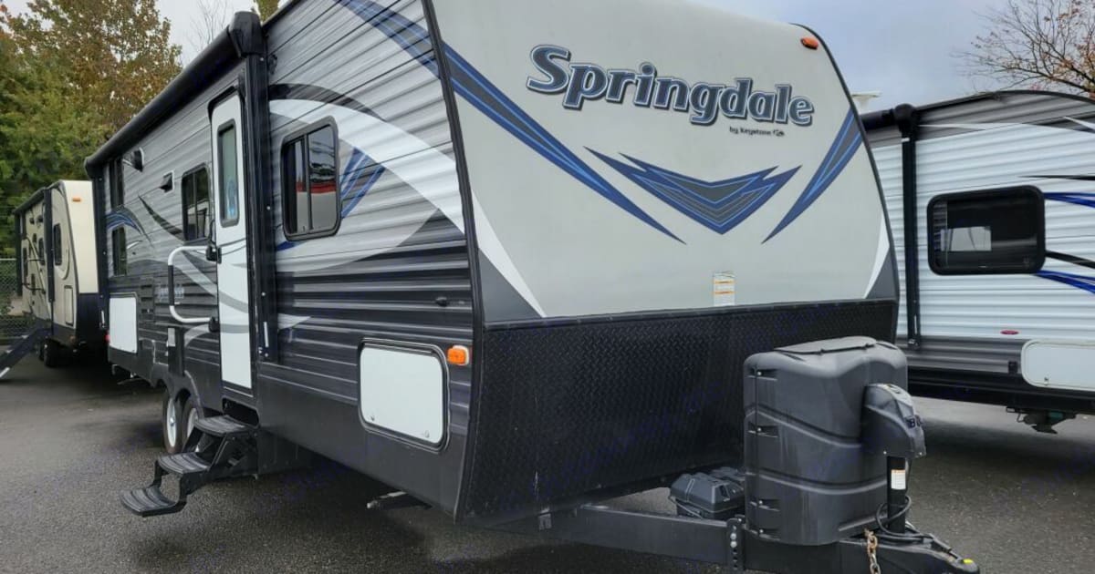 2019 Keystone RV Springdale Travel trailer Rental in Golden, BC | Outdoorsy