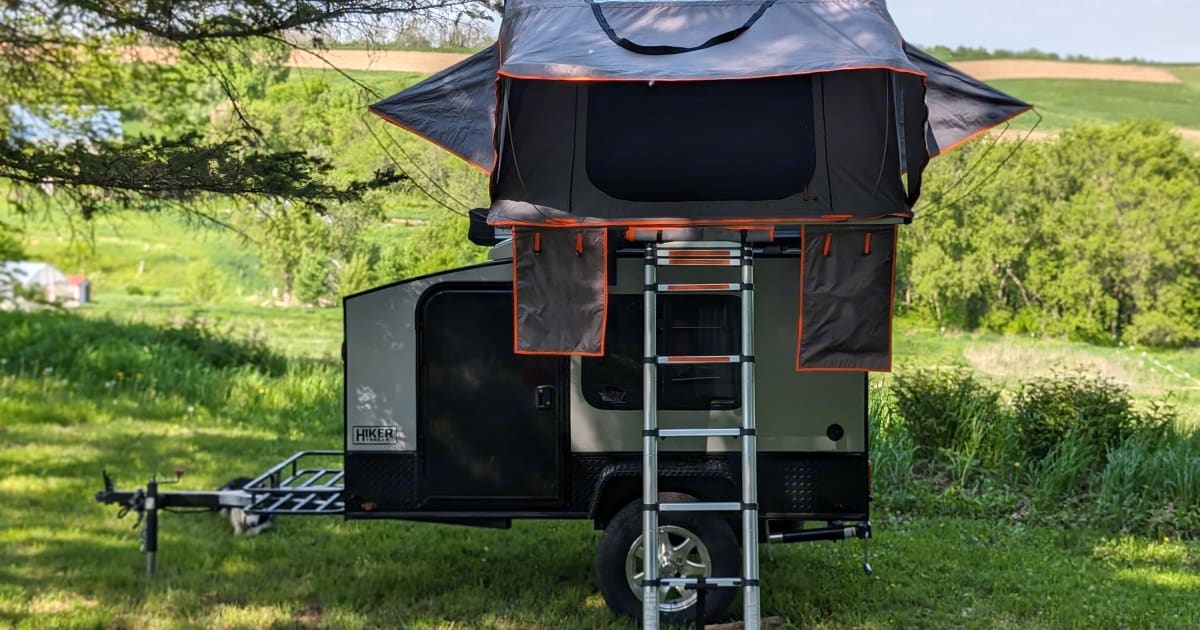 2021 Hiker Trailer Mid Range Travel trailer Rental in Menomonie, WI