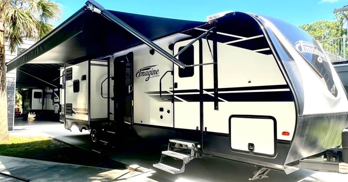 2020 Grand Design Imagine Travel trailer Rental in Muskegon, MI Outdoorsy