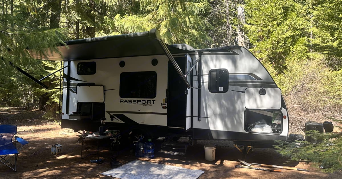 2022 Keystone RV Passport SL Travel trailer Rental in Medford, OR