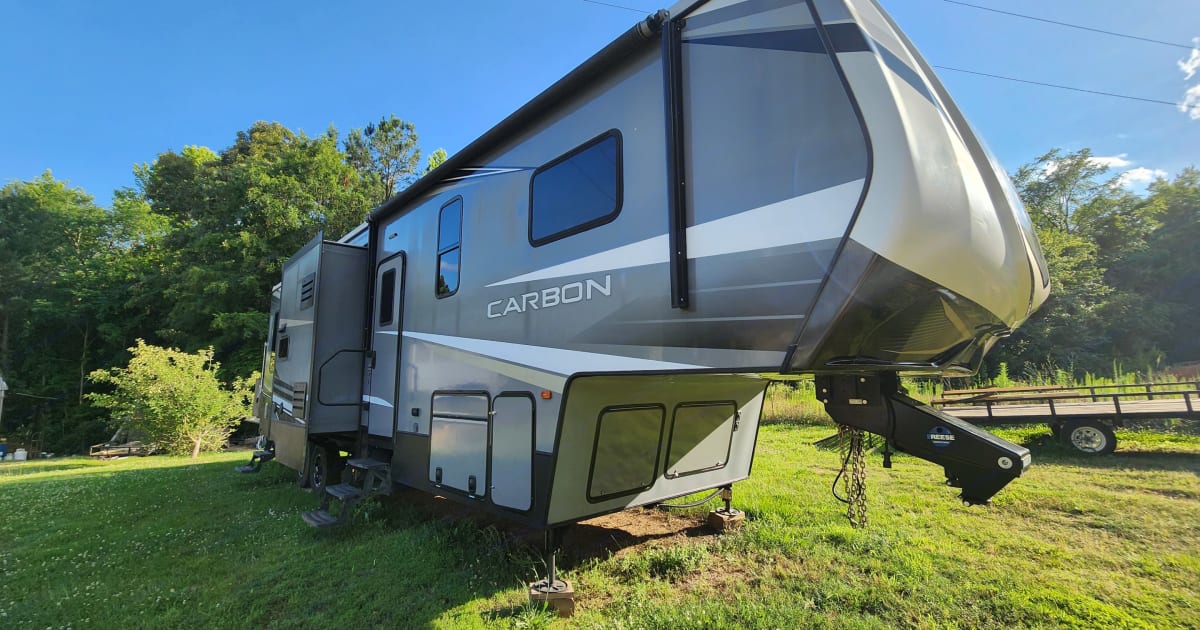 2020 Keystone Carbon Toy hauler Rental in Irmo, SC Outdoorsy