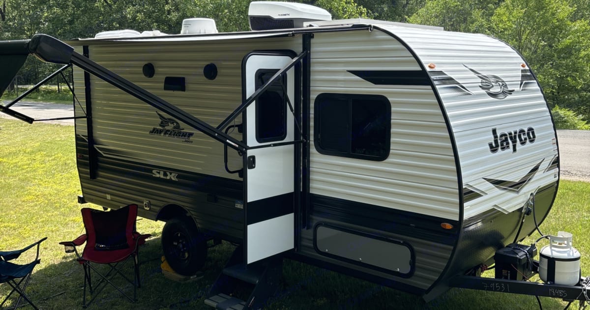 2024 Jayco Jay Flight SLX Travel trailer Rental in Williamsburg, MI