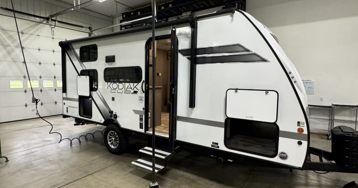 2022 Dutchmen Kodiak Cub Travel trailer Rental in Newark, OH | Outdoorsy